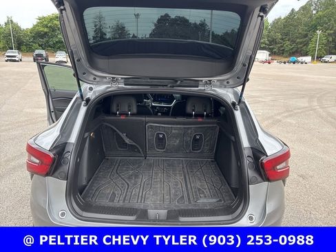 Used 2025 Chevrolet Trax RS w/ Driver Confidence Package FWD image 21