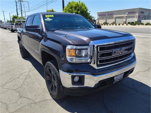 Used 2014 GMC Sierra 1500 SLE w/ SLE Value Package AWD/4WD image 2
