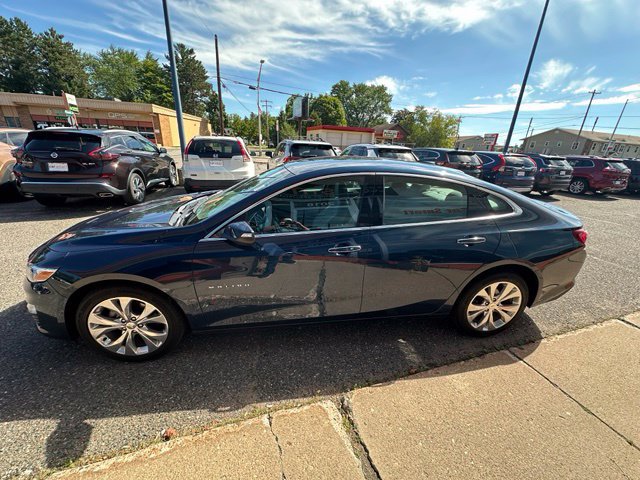 Used 2019 Chevrolet Malibu Premier FWD image 4
