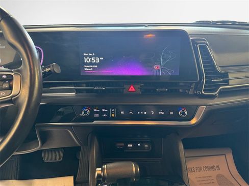 Certified 2023 Kia Sportage EX image 22