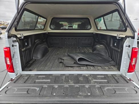 Used 2022 Ford F150 XLT image 14