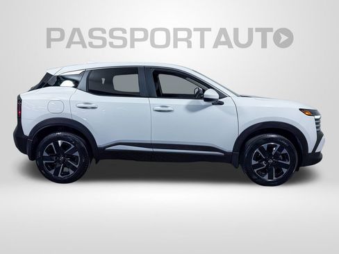 Certified 2025 Nissan Kicks SV image 12