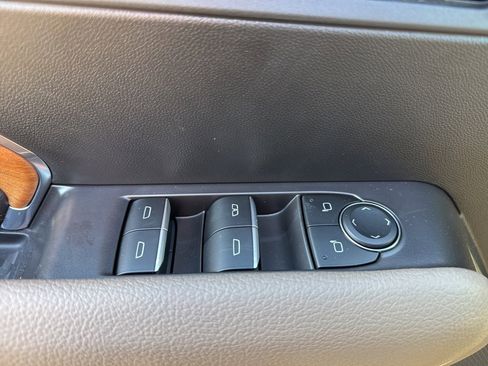 New 2026 GMC Canyon Denali w/ LPO, Denali Black Edition image 22