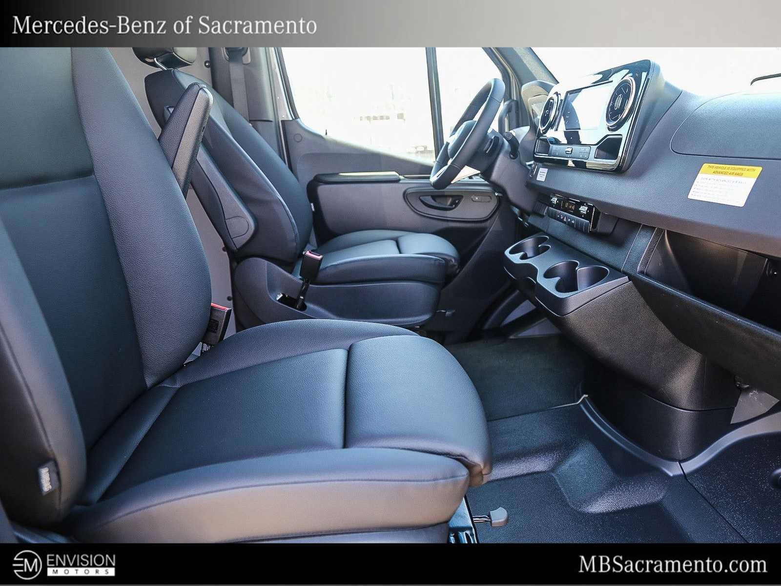 New 2026 Mercedes-Benz Sprinter 2500 image 15