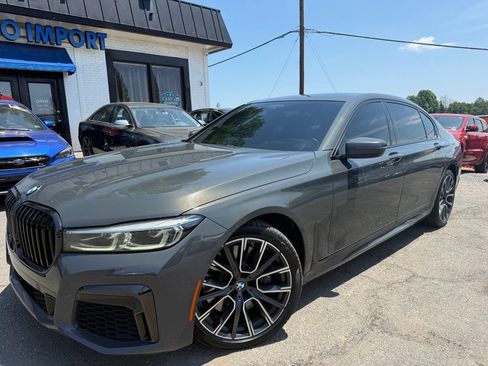 Used 2021 BMW 750i xDrive w/ M Sport Package AWD/4WD image 1