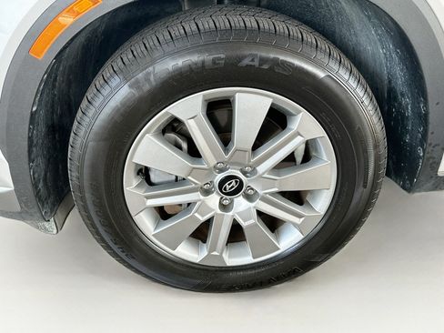 Used 2025 Hyundai Palisade SEL AWD/4WD image 11
