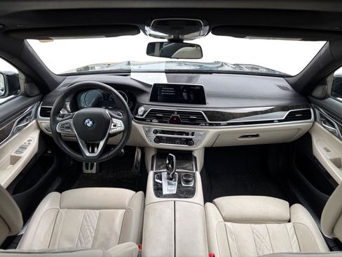 Used 2017 BMW 750i xDrive AWD/4WD image 15