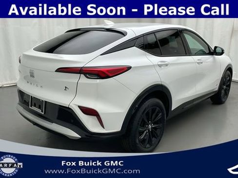 Used 2025 Buick Envista Sport Touring w/ Convenience I Package image 3