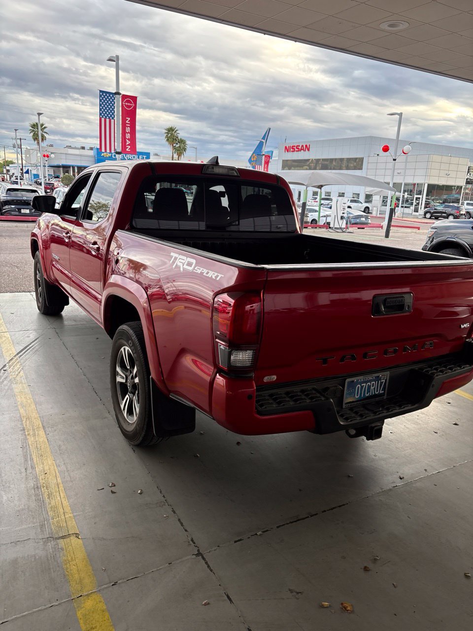 Used 2019 Toyota Tacoma TRD Sport w/ Technology Package RWD image 4