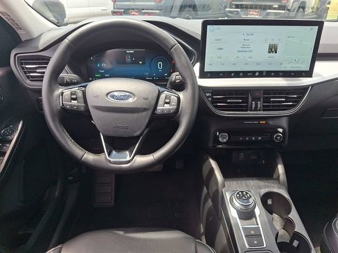 Used 2025 Ford Escape Platinum w/ Class II Trailer Tow Package AWD/4WD image 11