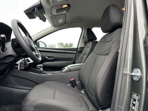 Certified 2023 Hyundai Tucson SE image 11