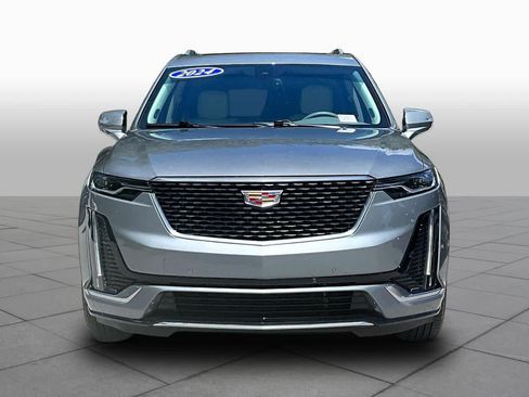 Used 2024 Cadillac XT6 Premium Luxury FWD image 4