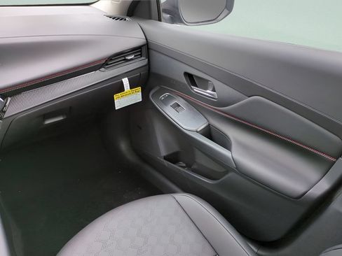 Certified 2026 Nissan Sentra SR w/ SR Premium Package FWD image 16