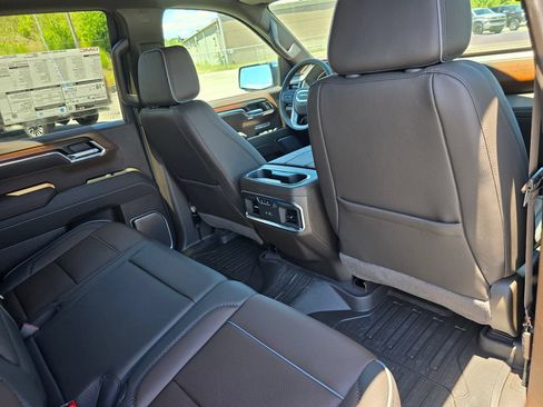 New 2026 GMC Sierra 1500 Denali w/ Denali Reserve Package AWD/4WD image 29