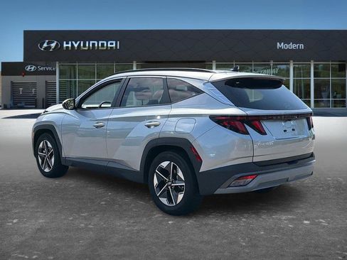Used 2025 Hyundai Tucson SEL FWD image 5