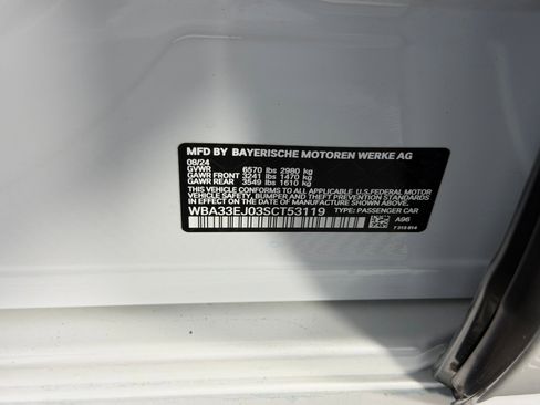 Used 2025 BMW 760i xDrive 760i xDrive w/ Premium Package image 17