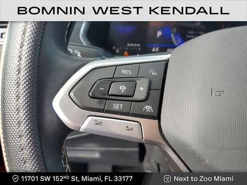 Used 2023 Volkswagen Tiguan SE image 29