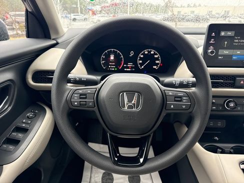 New 2026 Honda HR-V LX image 16