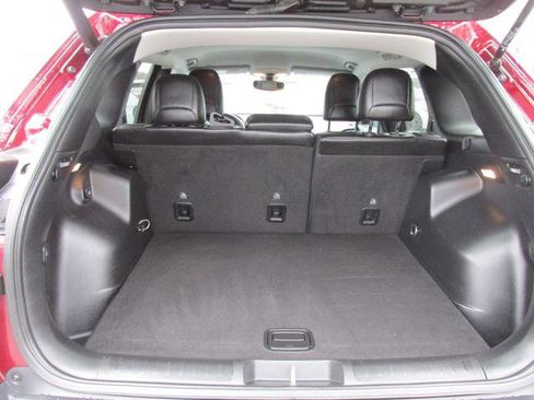 Used 2019 Jeep Cherokee Latitude Plus image 7