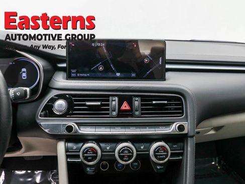 Used 2022 Genesis G70 3.3T image 12