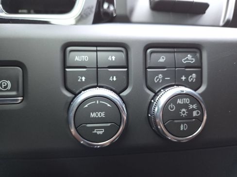 New 2026 GMC Sierra 1500 Denali Ultimate AWD/4WD image 6