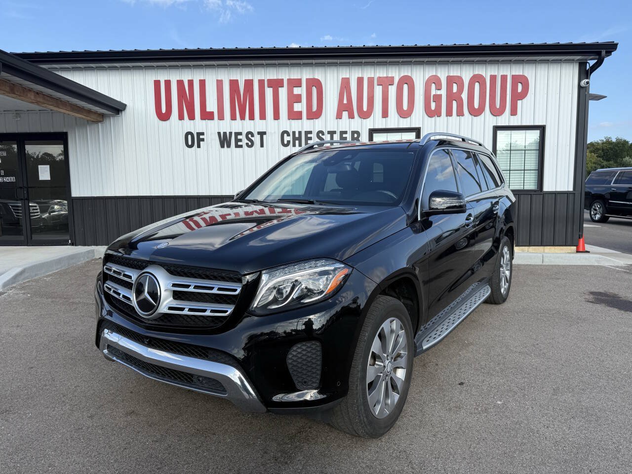 Used 2017 Mercedes-Benz GLS 450 4MATIC w/ Premium Package image 1