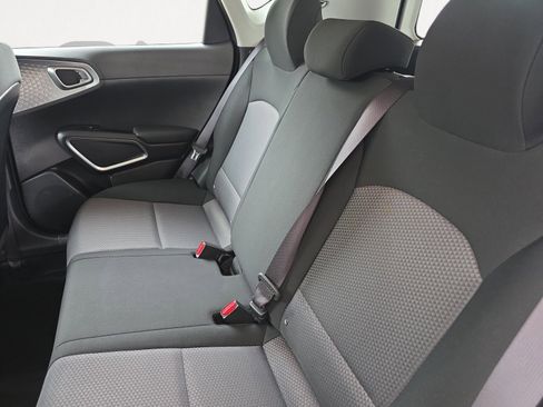 Certified 2025 Kia Soul LX w/ LX Technology Package image 22