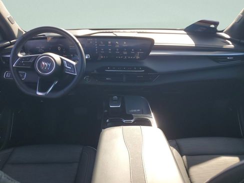 Used 2025 Buick Enclave Sport Touring image 22