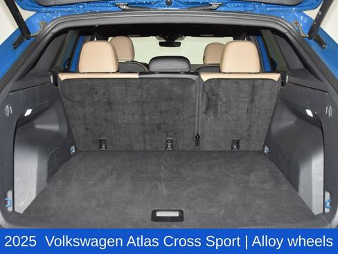 Used 2025 Volkswagen Atlas Cross Sport SE FWD image 30