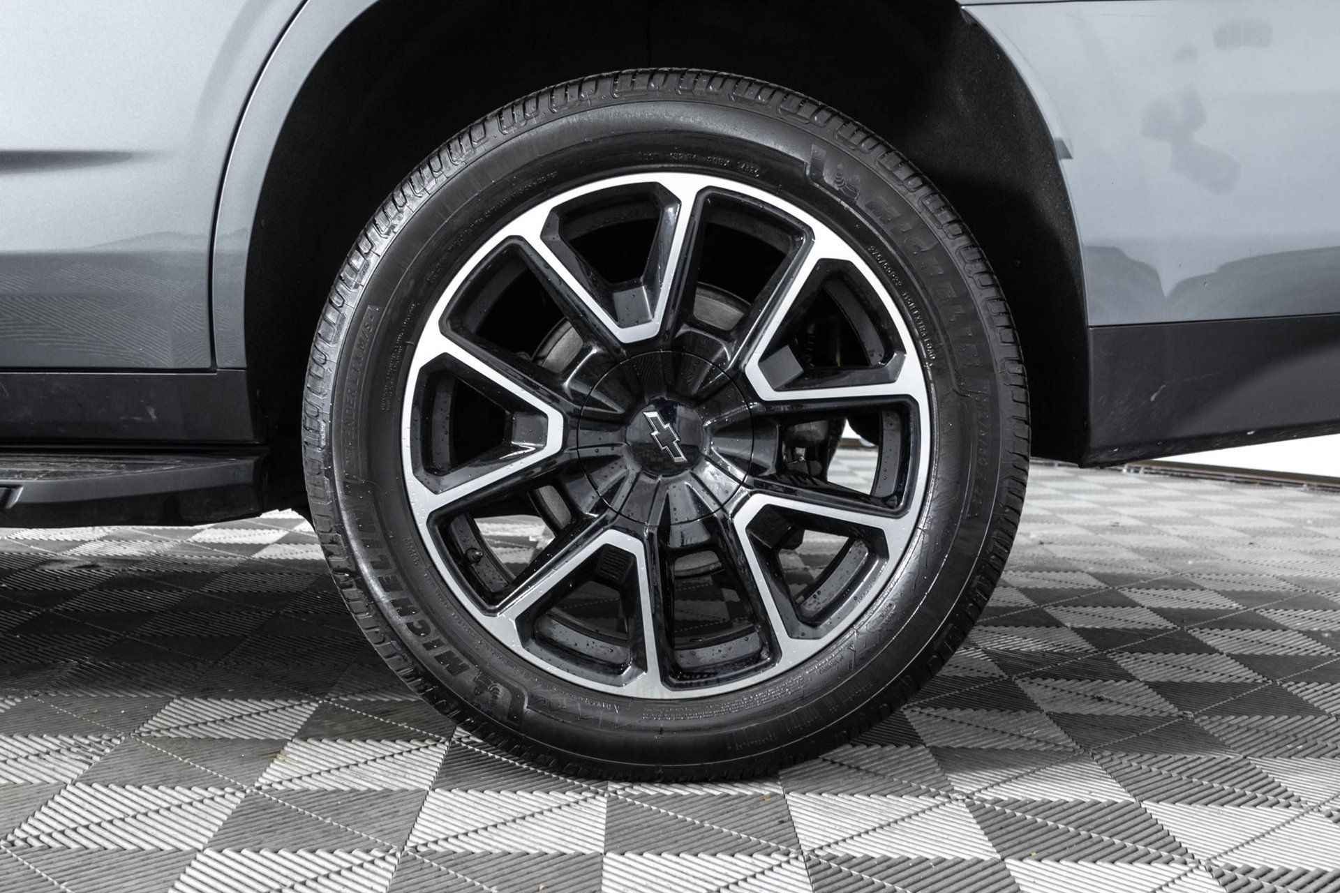 Used 2022 Chevrolet Tahoe RST w/ Luxury Package AWD/4WD image 52