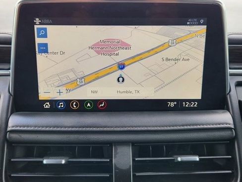 Used 2021 Chevrolet Suburban High Country w/ Premium Package image 15