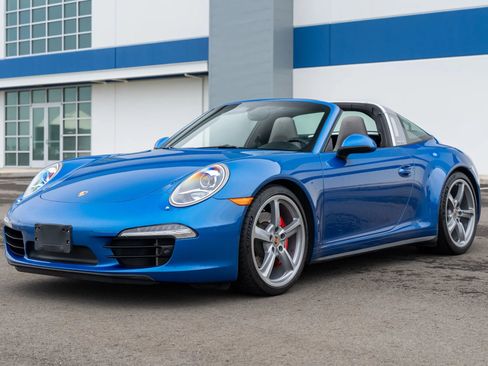 Used 2015 Porsche 911 Targa 4S image 37