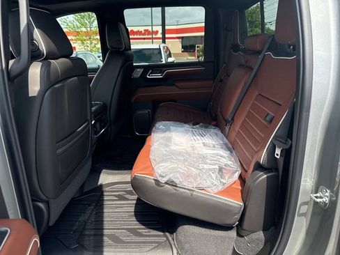New 2026 GMC Sierra 2500 Denali Ultimate AWD/4WD image 10