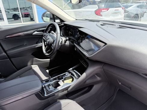 Used 2022 Buick Envision Preferred FWD image 12