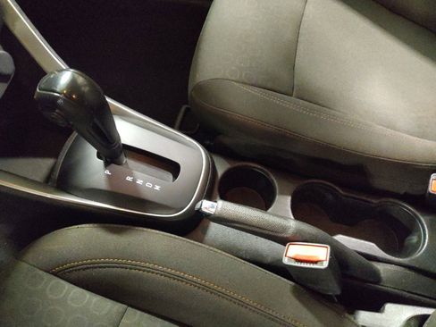 Used 2020 Chevrolet Trax LS image 26