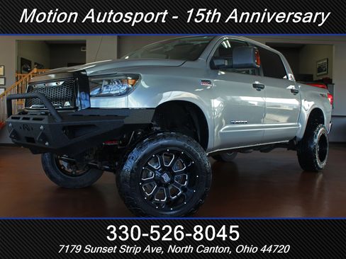 Used 2012 Toyota Tundra 4x4 CrewMax image 1