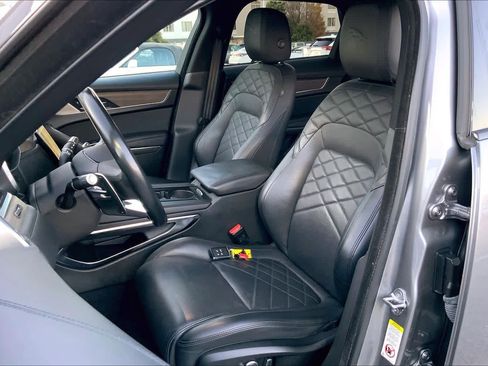 Used 2021 Jaguar F-PACE S image 7