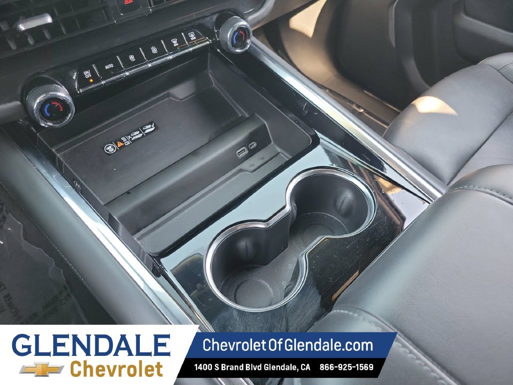 Certified 2025 Chevrolet Suburban LT AWD/4WD image 26