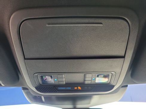 Certified 2024 Ford Explorer ST-Line w/ Class IV Trailer Tow Package image 34