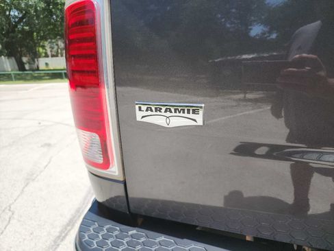 Used 2018 RAM 2500 Laramie AWD/4WD image 7