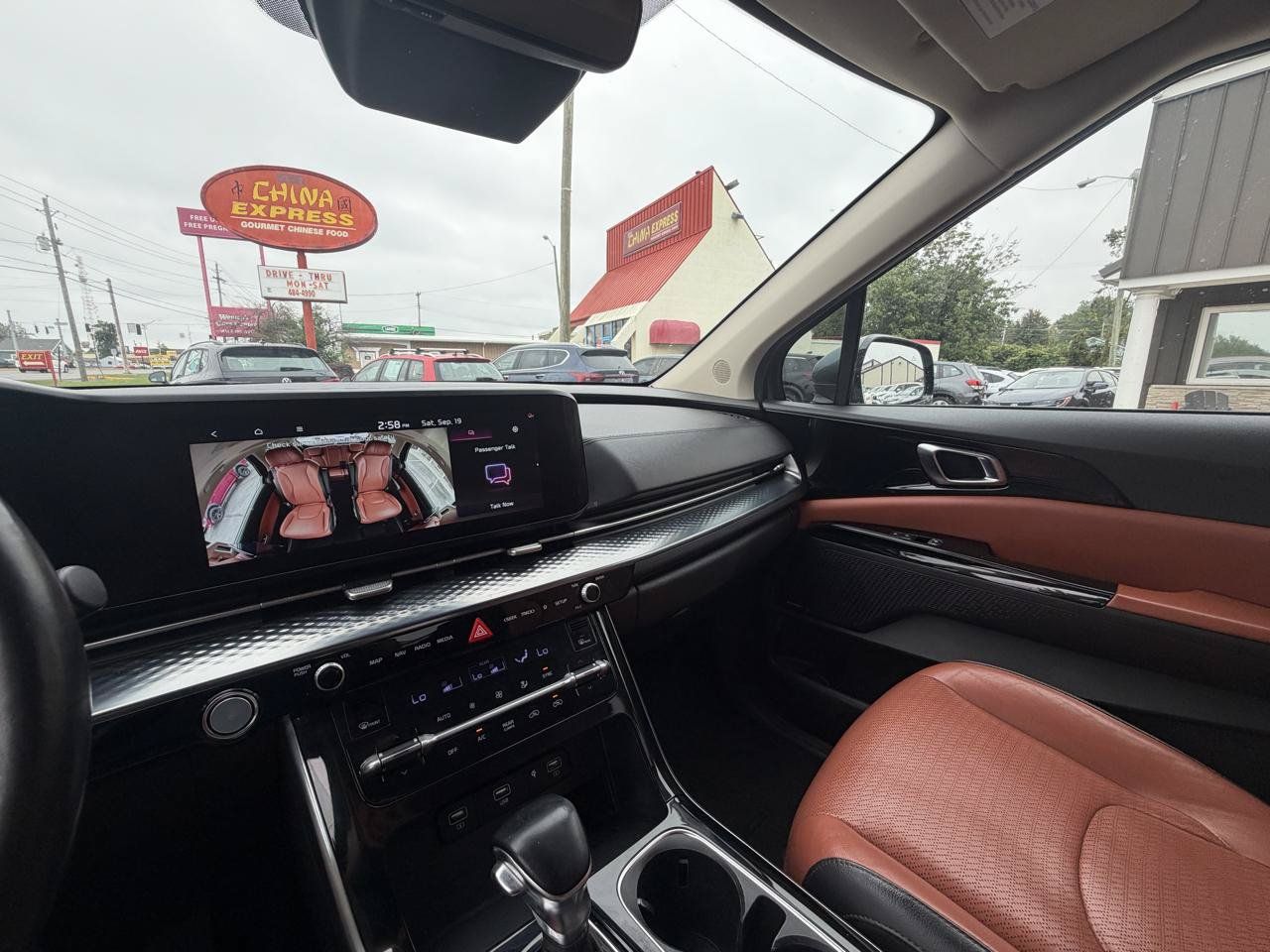 Used 2022 Kia Carnival SX Prestige FWD image 30