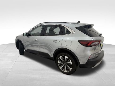 Used 2024 Ford Escape Platinum image 2