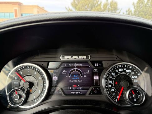 Used 2024 RAM 1500 Laramie image 33