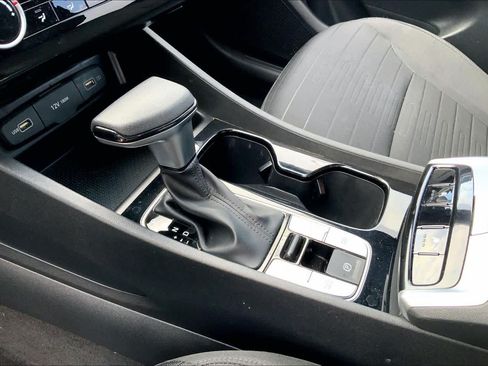 Used 2023 Hyundai Santa Cruz SEL AWD/4WD image 16
