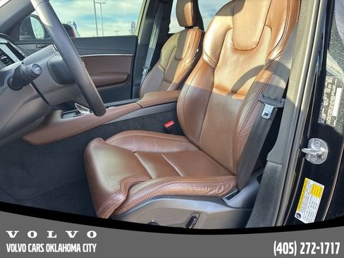Used 2023 Volvo XC90 B6 Ultimate w/ Protection Package Premier image 8