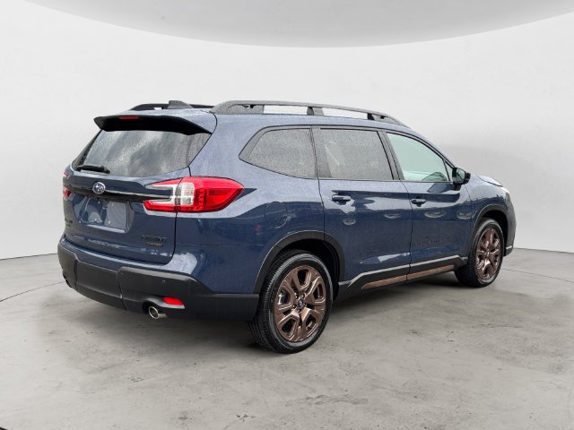 Used 2025 Subaru Ascent Bronze Edition AWD/4WD image 5
