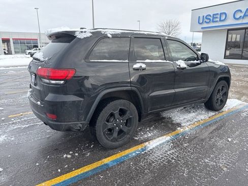 Used 2019 Jeep Grand Cherokee Laredo image 6