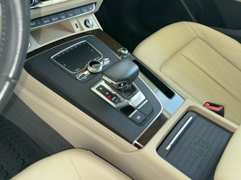 Used 2020 Audi Q5 Prestige image 20