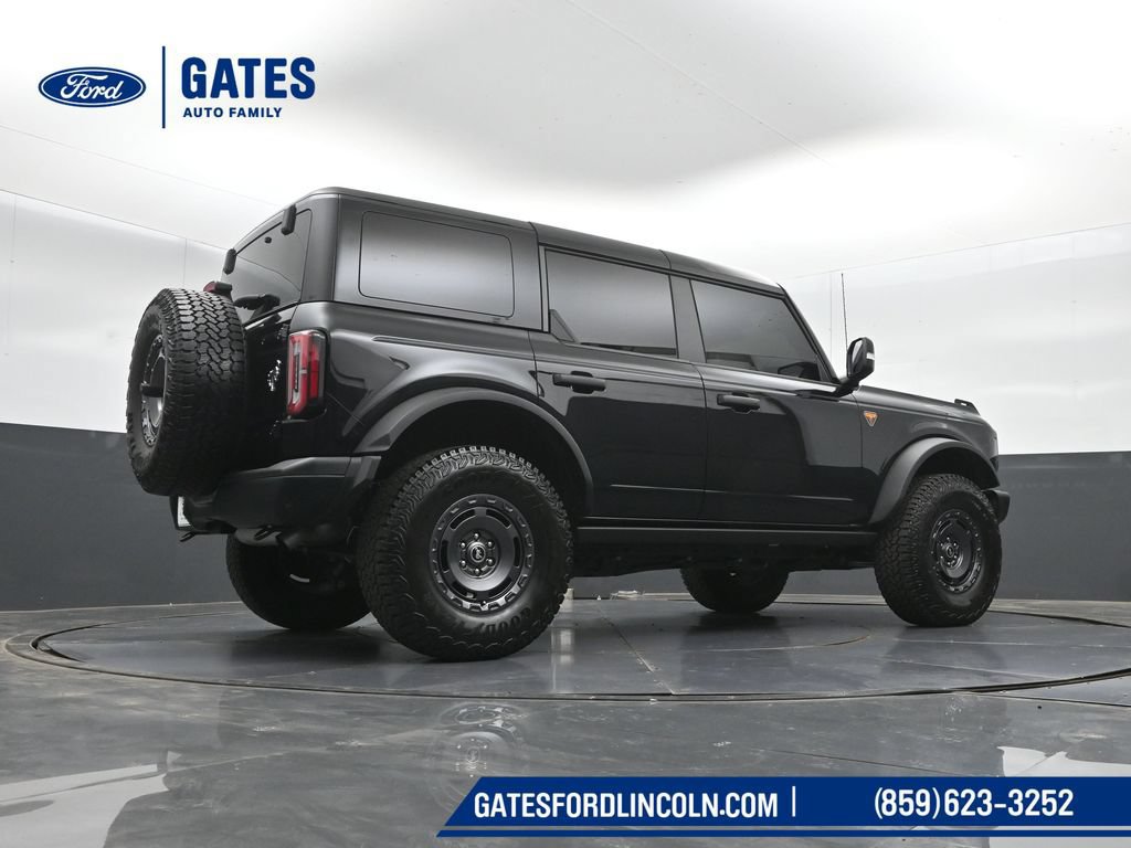 Used 2025 Ford Bronco Badlands AWD/4WD image 38