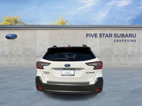 Used 2025 Subaru Outback Onyx Edition image 7